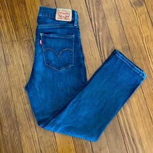 724 Levi High Rise Straight